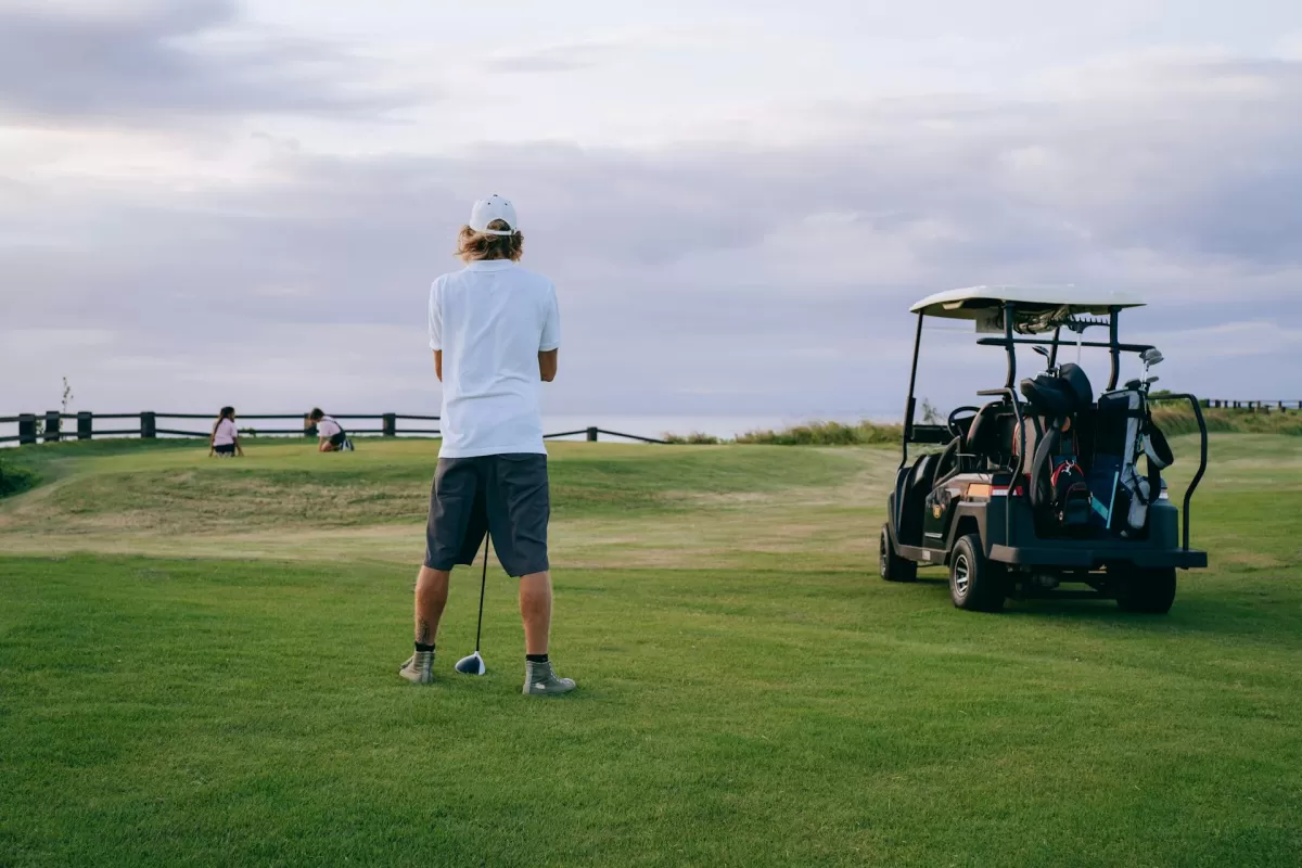 Lithium vs Batteries au Plomb pour Chariots de Golf